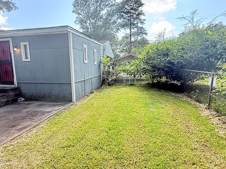 2904 Woodside Dr — Photo 24