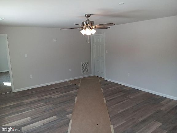 5th image of 248 Maryland Ave
