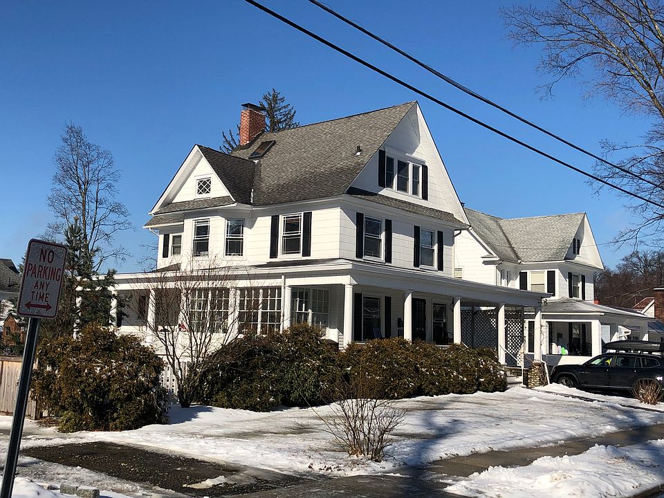 1st image of 22 Guion St