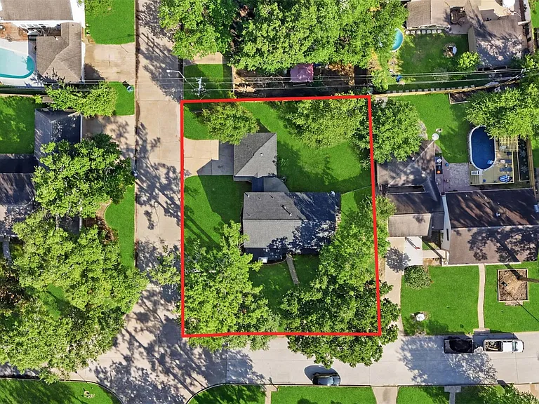 3930 Cypress Hill Dr — Photo 27