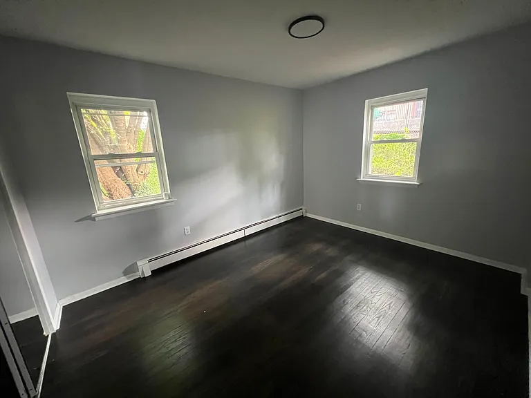 124 Oak St #3A — Photo 2