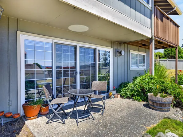 1710 SKYLINE Way #101, Anacortes, WA 98221