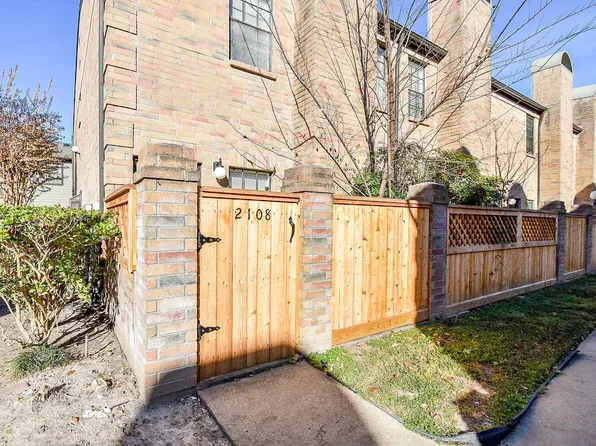 9800 Pagewood Ln APT 2108, Houston, TX 77042