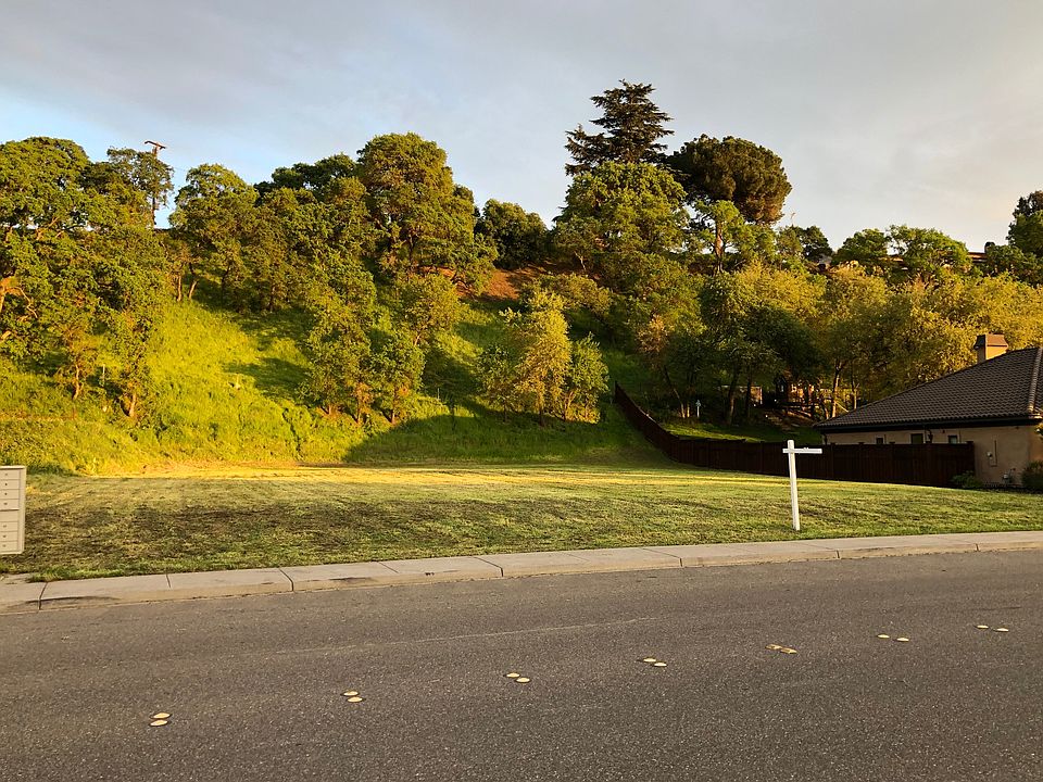 1st image of Fox Borough Dr #6