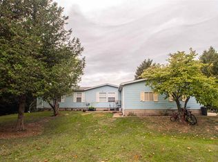 425 Knollcrest Ln, Charlevoix, MI 49720