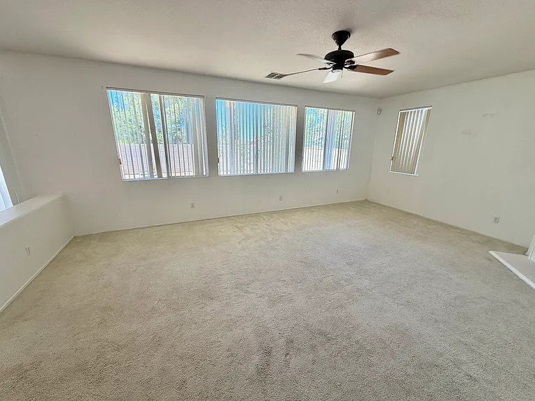 6617 Teasdale St — Photo 7