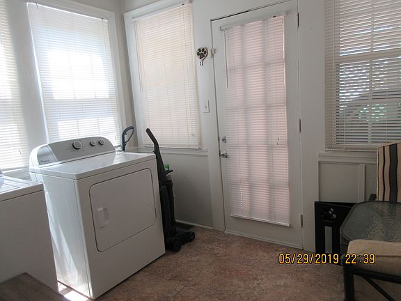 3rd image of 311 Forest Hill Ave