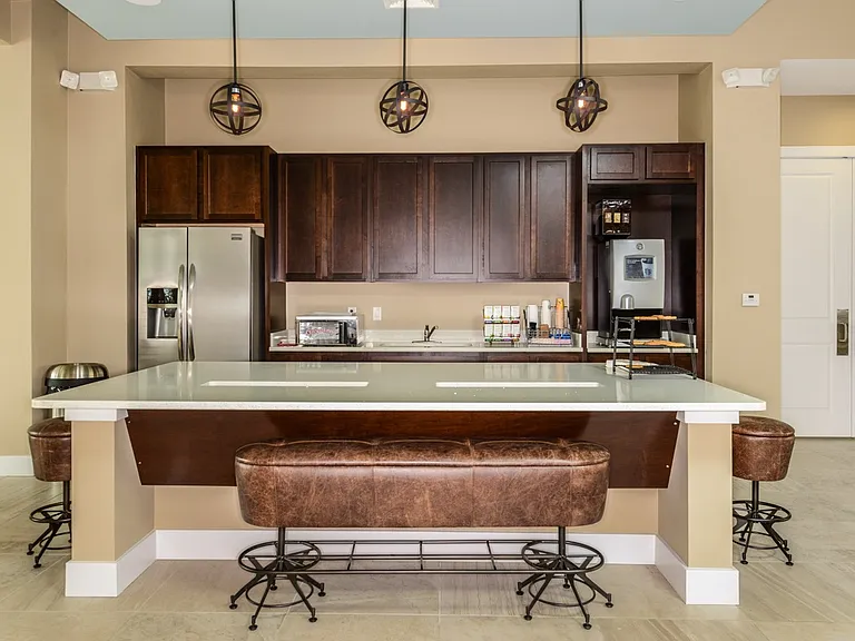 Marden Ridge Luxury Apartments — Photo 18