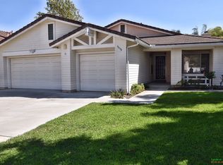 9930 Mollie Ln, Santee, CA 92071