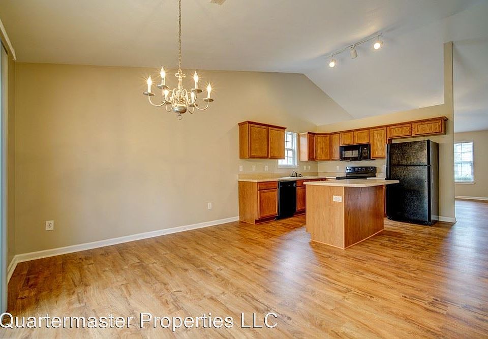 1st image of 227 Stockbridge Dr #899