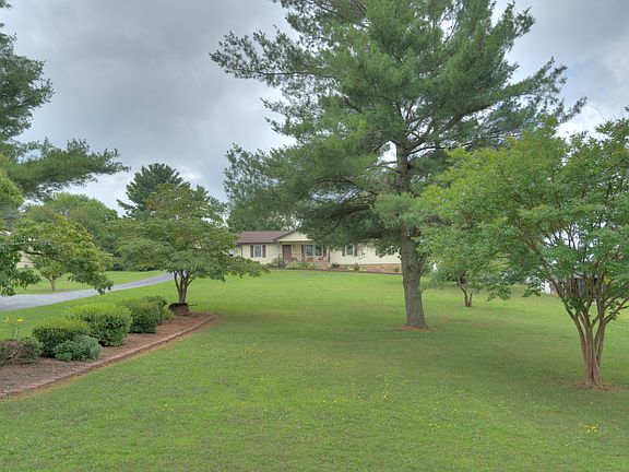 2nd image of 1451 Mud Pike