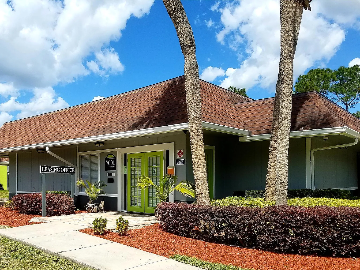 Sunbay Apartments — Photo 3