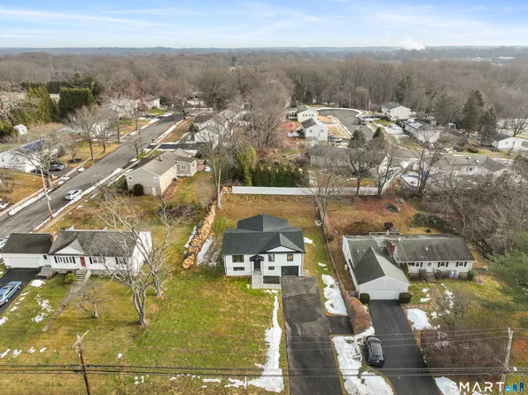 2322 Nichols Ave, Stratford, CT 06614