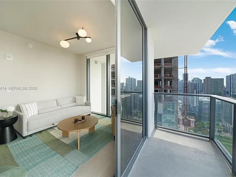11 NE 6th St #2901 — Photo 13