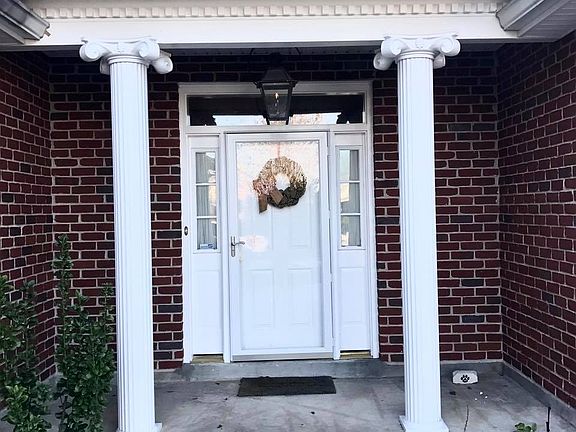 3rd image of 112 Bradley Pl