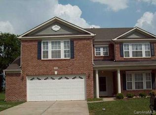 5585 Hammermill Dr, Harrisburg, NC 28075