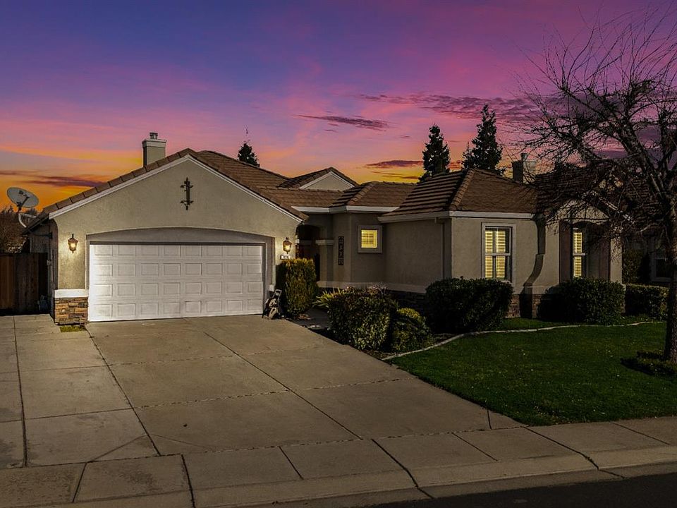 1st image of 929 Heartland Dr