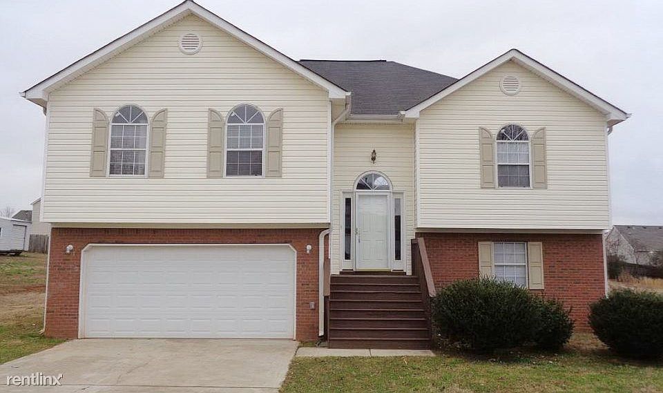 91802672_5339 Queen Ester Court_Ellenwood_GA_2017-1