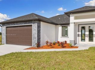 7004 Brazil Ct, Labelle, FL 33935