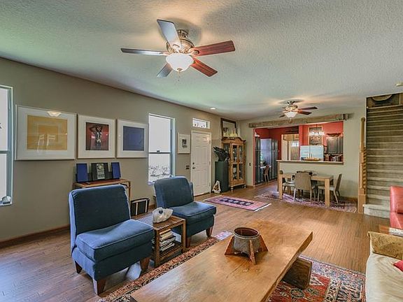 4th image of 2736 Conch Hollow Dr