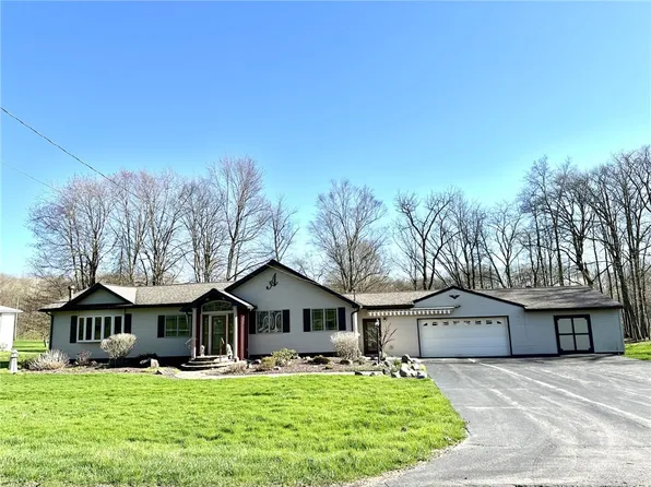 19967 Gill St, Meadville, PA 16335