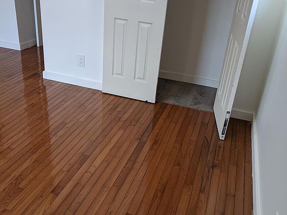 2nd image of 2031 Hermany Ave