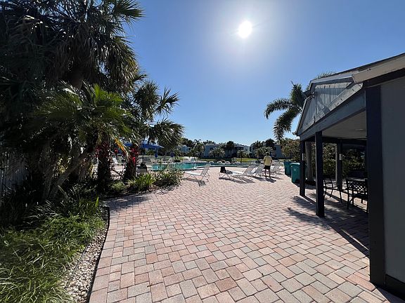 5th image of 3752 Southpointe Dr #3752