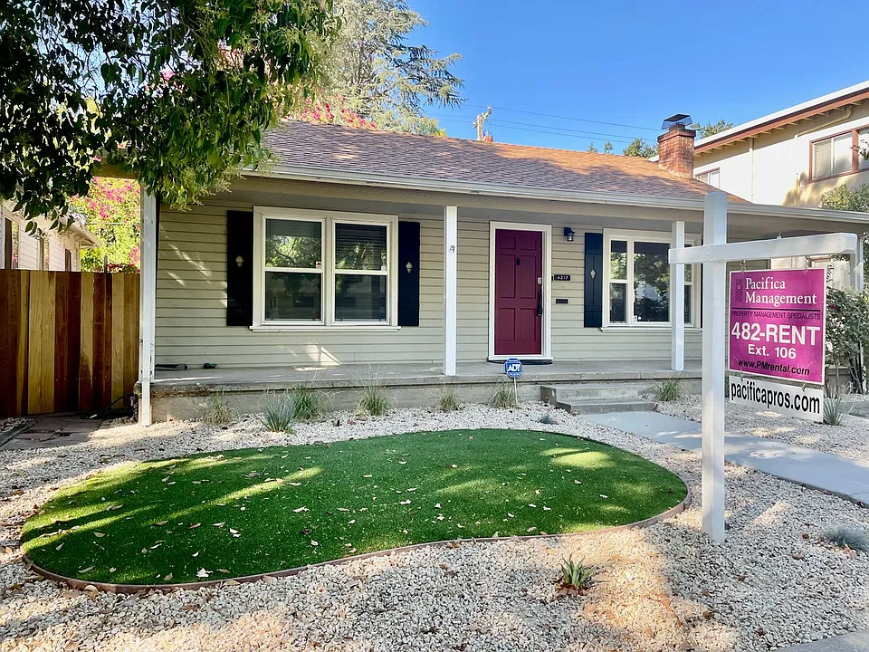 4217 V St