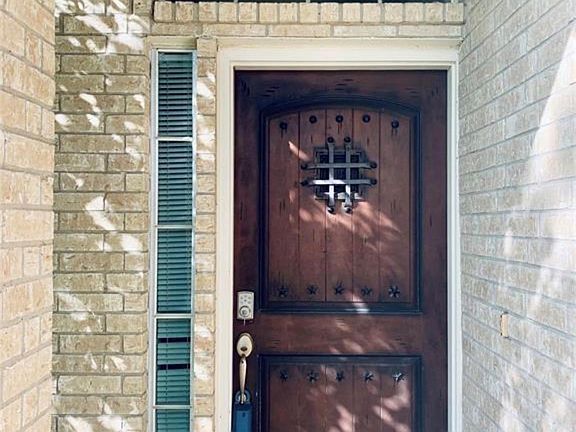 2nd image of 7714 Las Flores Dr