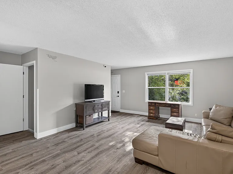 12955 Girard Ave S #2 — Photo 10