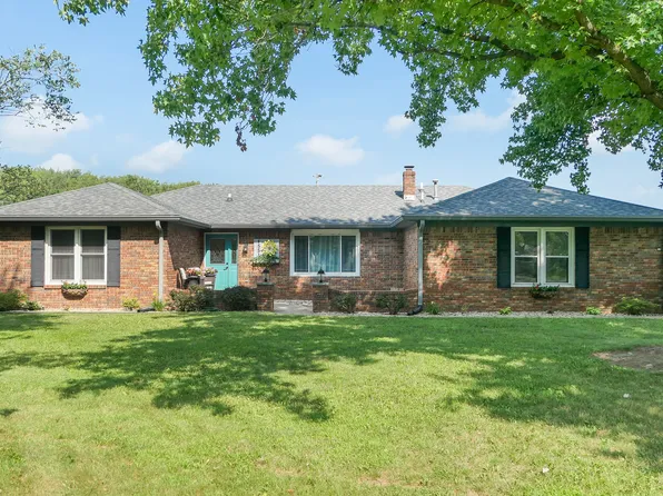 4551 N Billman Ests, Shelbyville, IN 46176