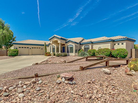 3rd image of 1419 N Paseo De Sonora