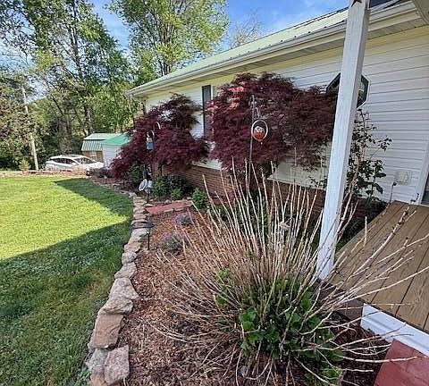 4th image of 572 Allyson Dr