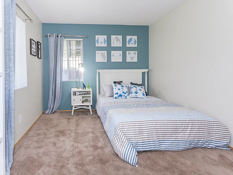 Tiffany Place Apartments — Photo 8