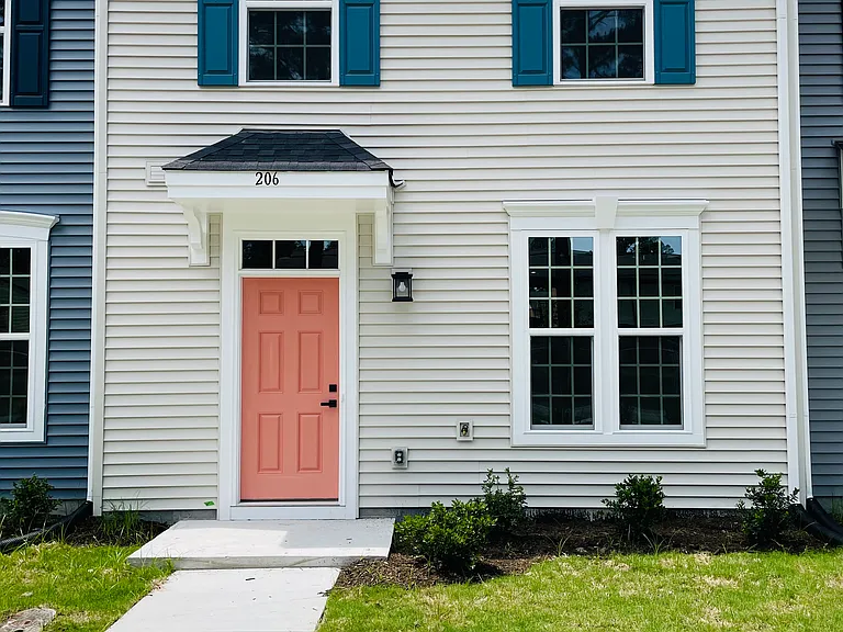 206 Reids Place Dr #206 — Photo 1