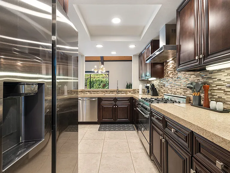 70100 Mirage Cove Dr #10 — Photo 46