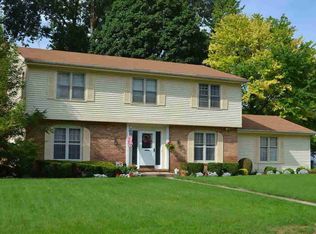 3306 E Lake Dr S, Elkhart, IN 46514