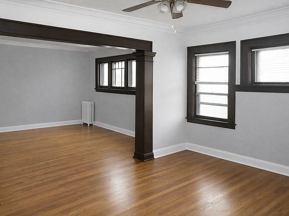 4th image of 3207-09 Lyndale Ave S #2