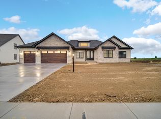9864 Switch Grass Ln, Saint John, IN 46373