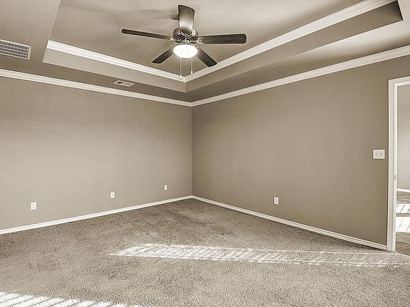 4th image of 7637 Cattlemen Dr