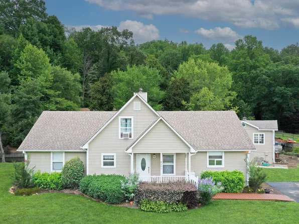 191 Seabrook Ln, Clayton, GA 30525