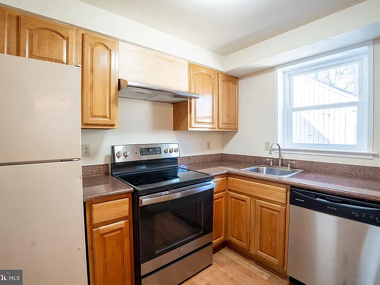 12136 Bentridge Pl — Photo 11