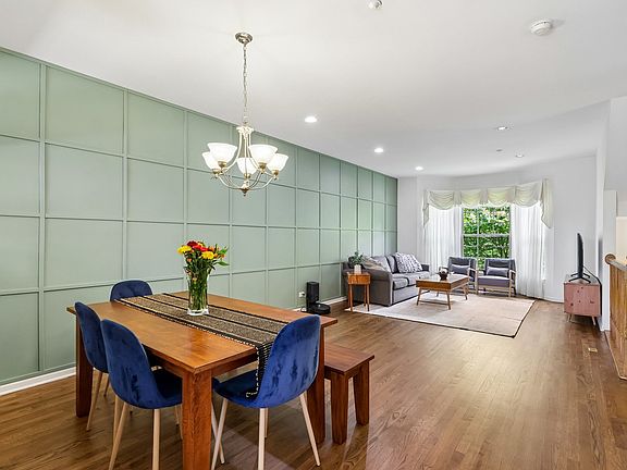 5th image of 654 Astor Ln