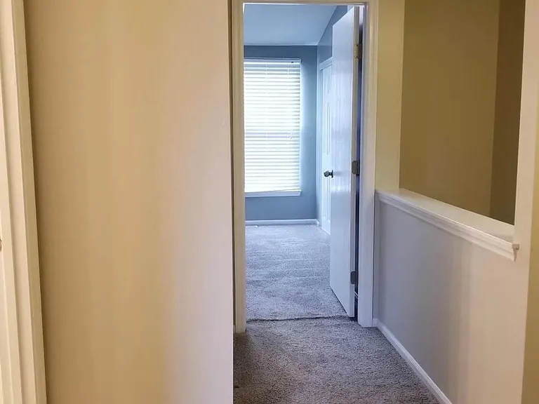 223 Villa Knoll Ct — Photo 15