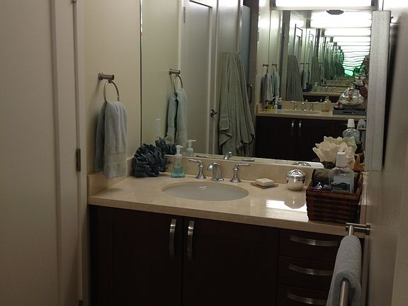 5th image of 5410 La Jolla Blvd Unit 210