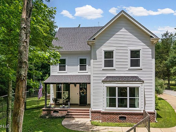 5th image of 479 Hope Rd