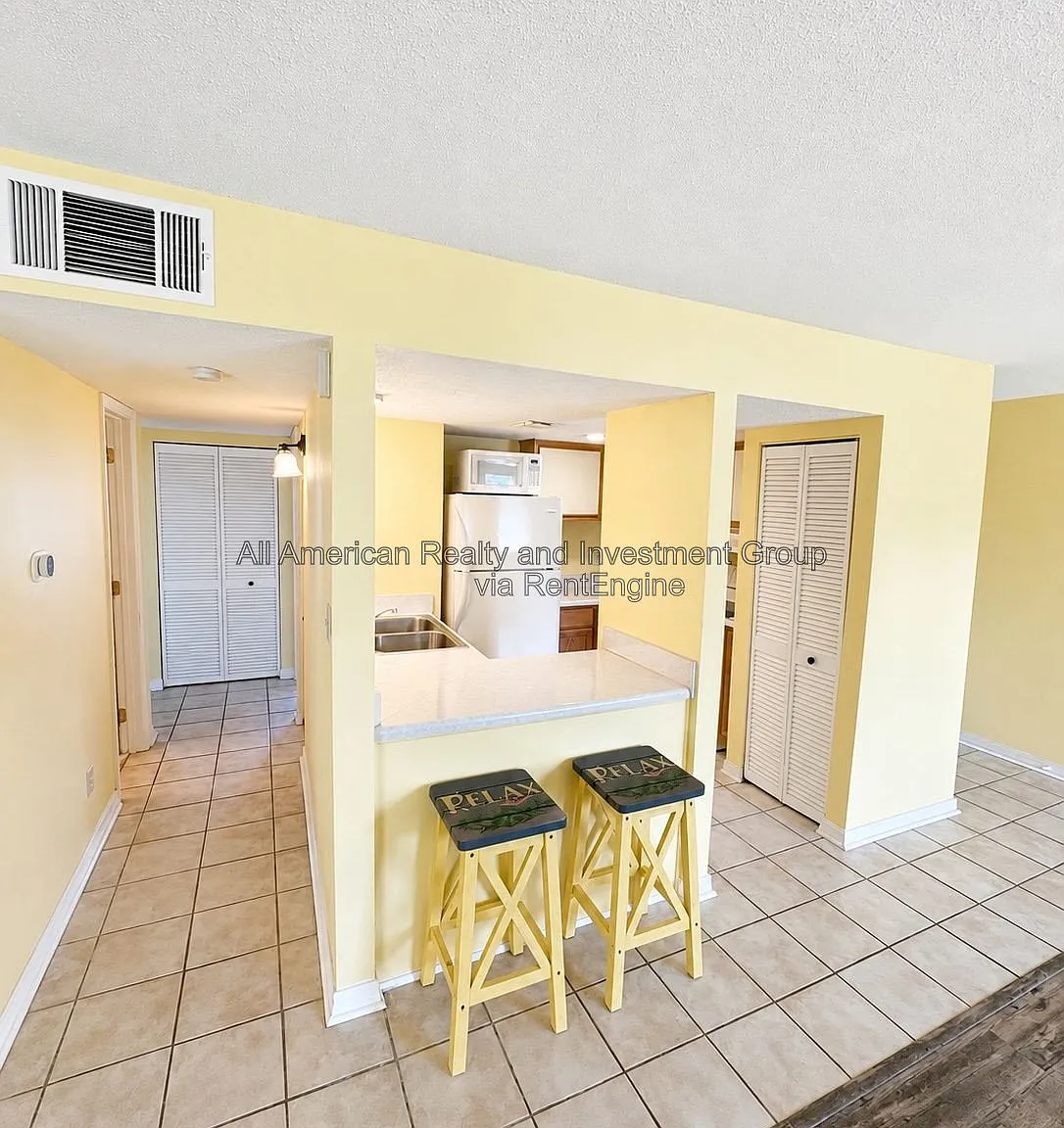 2 bed, 2.0 bath, 1029 sqft, $1,800 — Photo 2