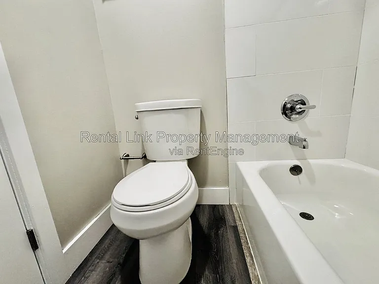 4107 SE 18th Pl #B — Photo 32