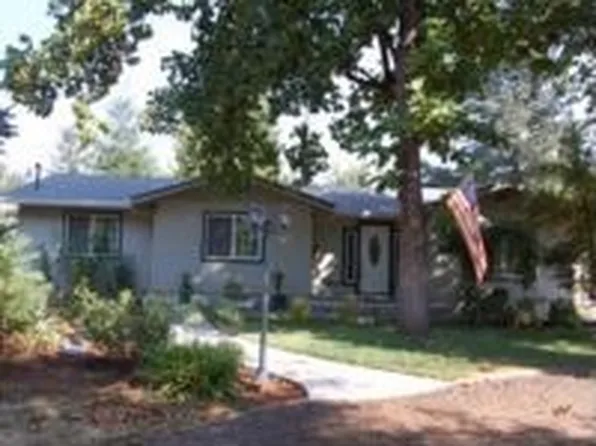 1613 Walnut Ln, Paradise, CA 95969