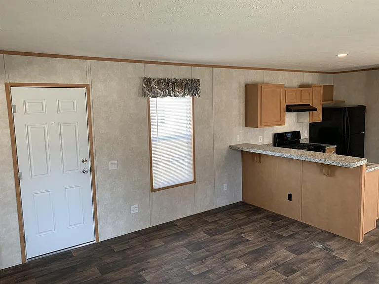 2955 Dekalb St #2 — Photo 7